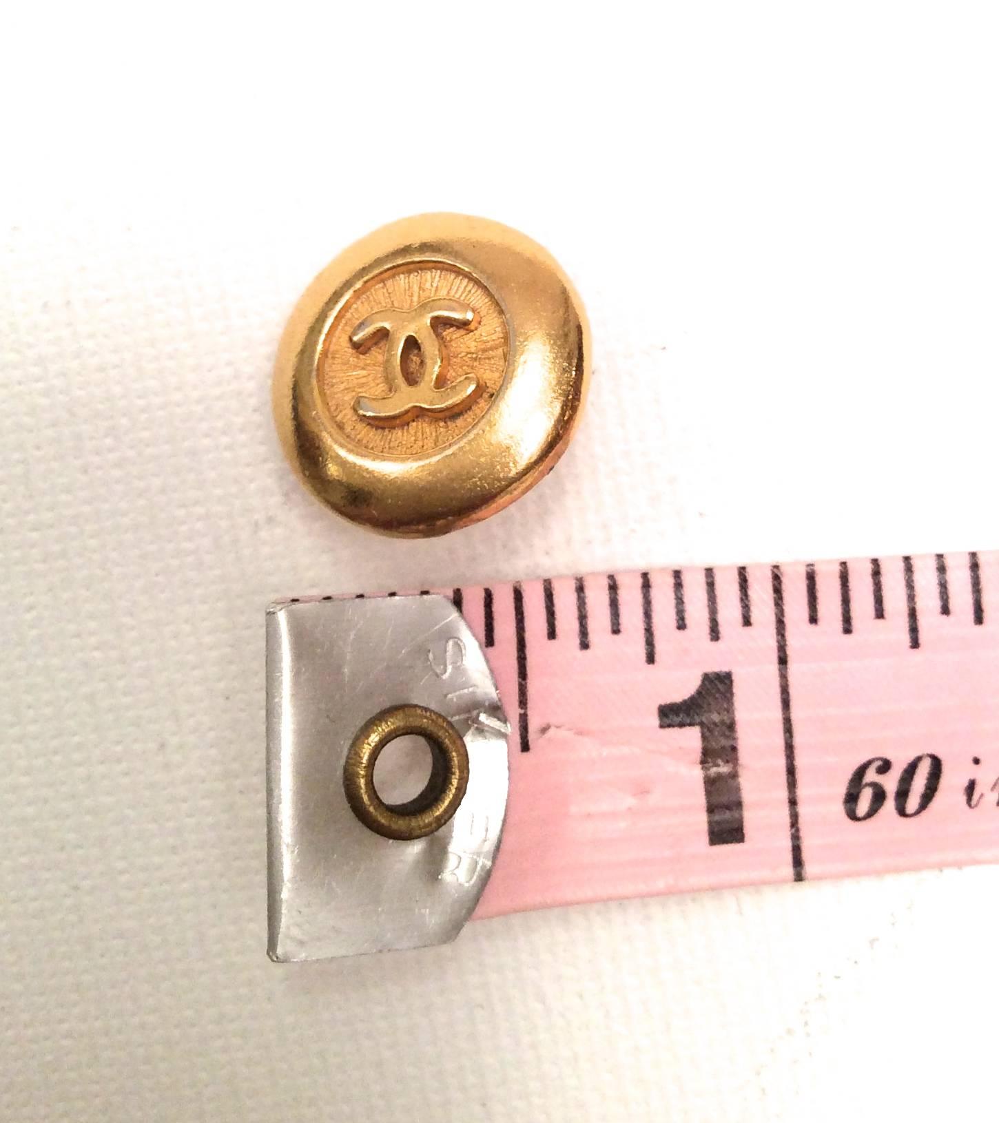 De las mujeres 6 Botones Chanel vintage en tono dorado