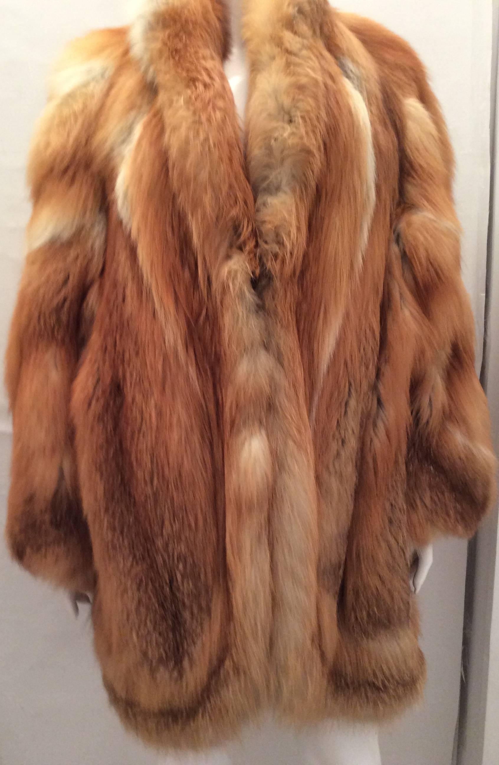 Beautiful Red Fox Jacket - Size Large 1