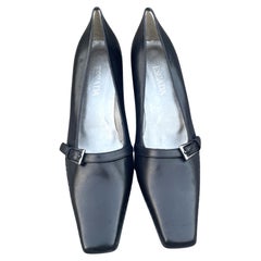 Escada 1990s Black Leather Women's Pumps Size 39.5 Made in Italy
