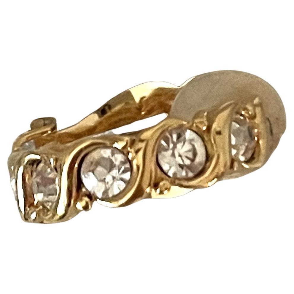 Par de medias lunas D'Orlan de los años 90 en tono dorado  Pendientes de metal con clip Cristales Corte de media luna en venta