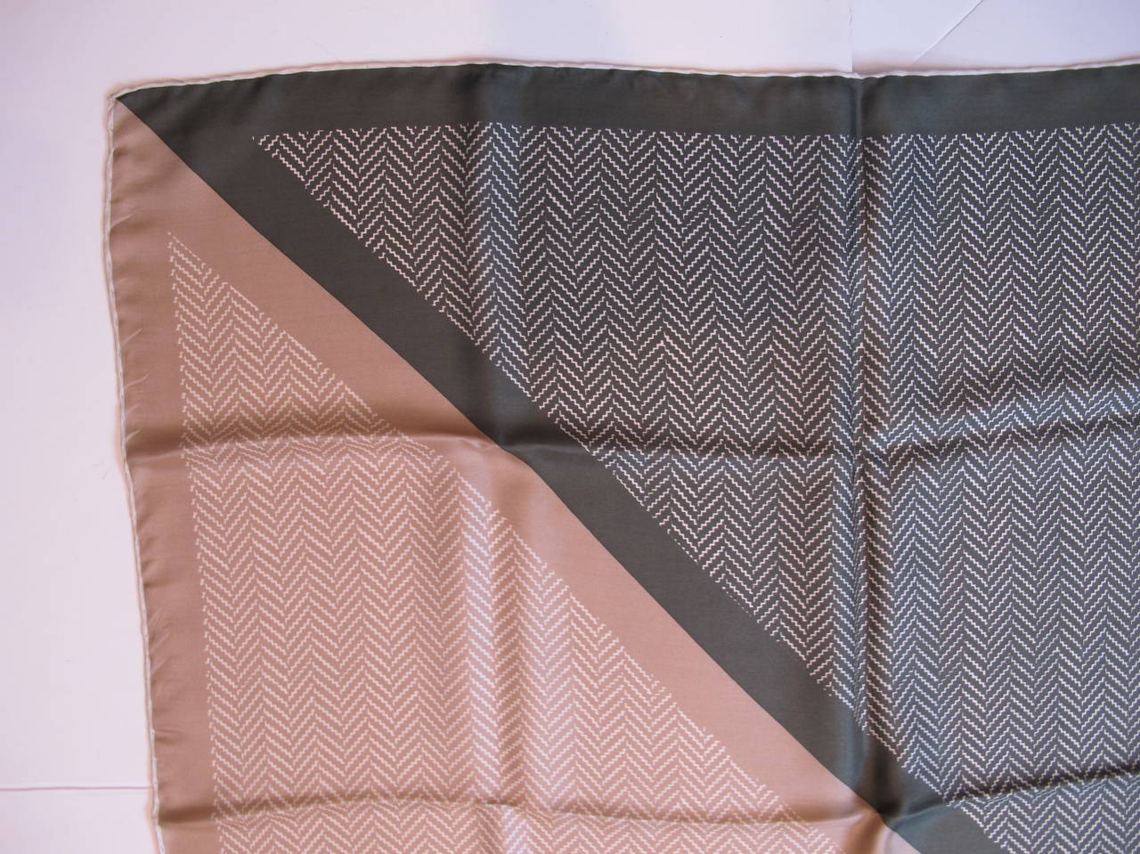 Collectable Marchesa di Gres Chevron Patterned Silk Scarf In Excellent Condition For Sale In San Francisco, CA