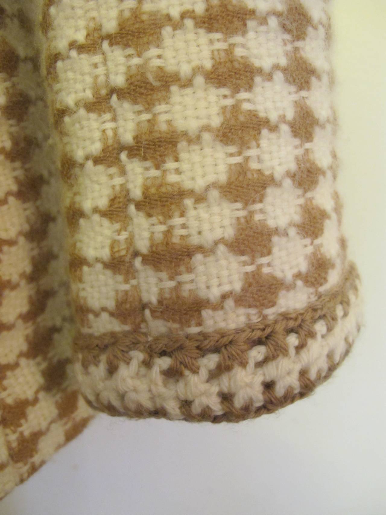 Chanel Camel and White, Houndstooth Jacket For Sale 4