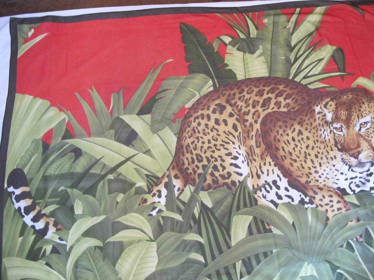 Women's Gigantic Jungle Leopard Pareo For Sale