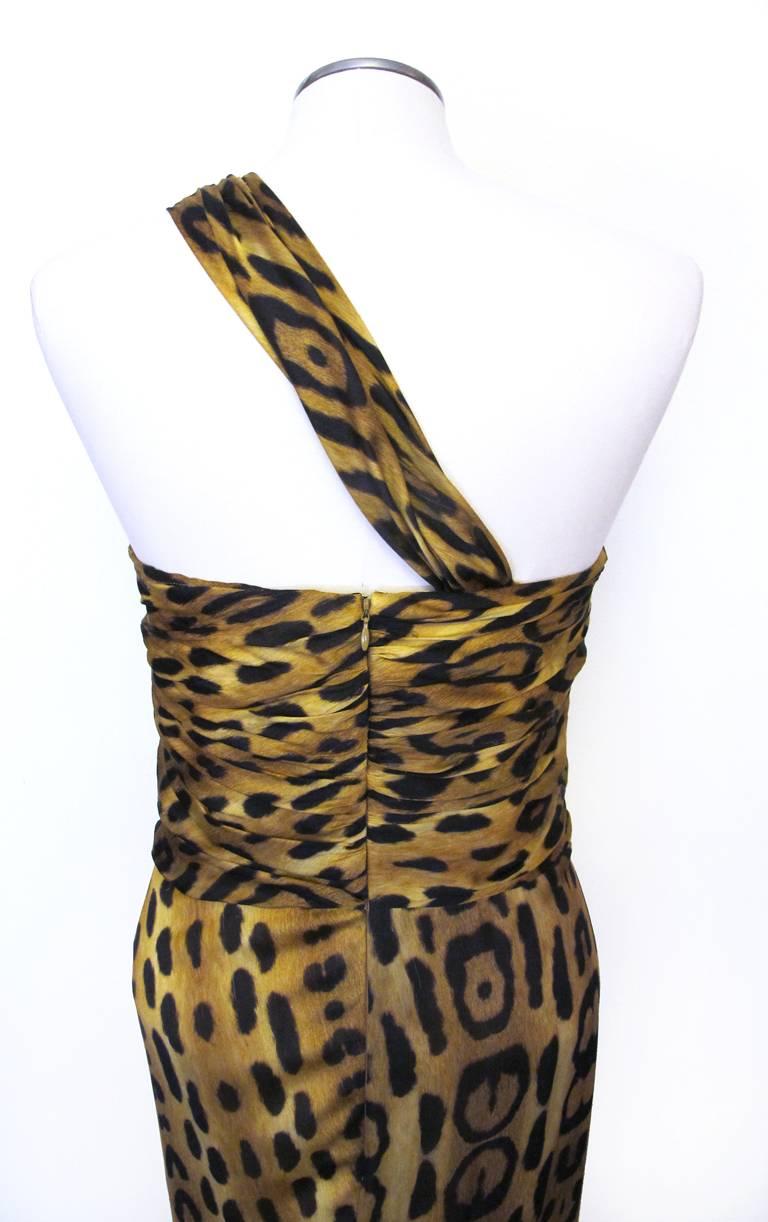 Oscar de la Renta One Shoulder Leopard Print Evening Gown In Excellent Condition For Sale In San Francisco, CA