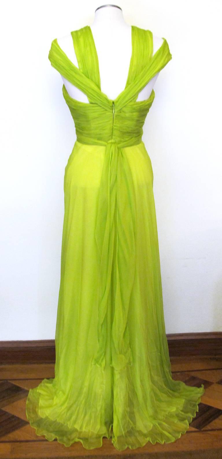 Emanuel Ungaro Chartreuse Green Silk Chiffon Halter Evening Gown For Sale 2