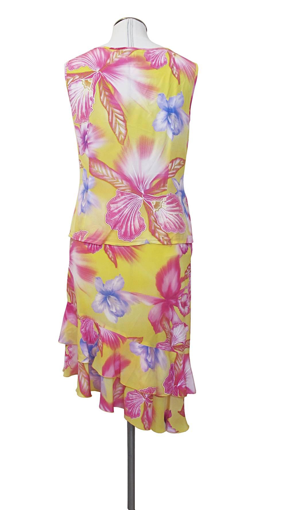 Escada Yellow Pink Blue Silk Tropical Floral Printed Silk Skirt and Blouse Set In Excellent Condition For Sale In San Francisco, CA