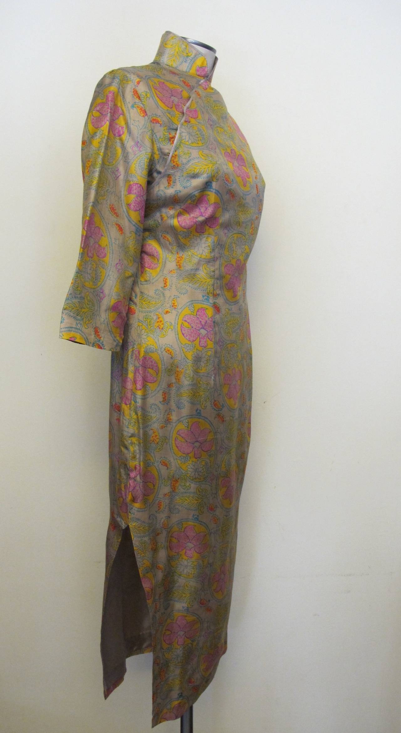 Qipao Silk Lotus Design Dress and Matching Wrap Around Skirt For Sale 3