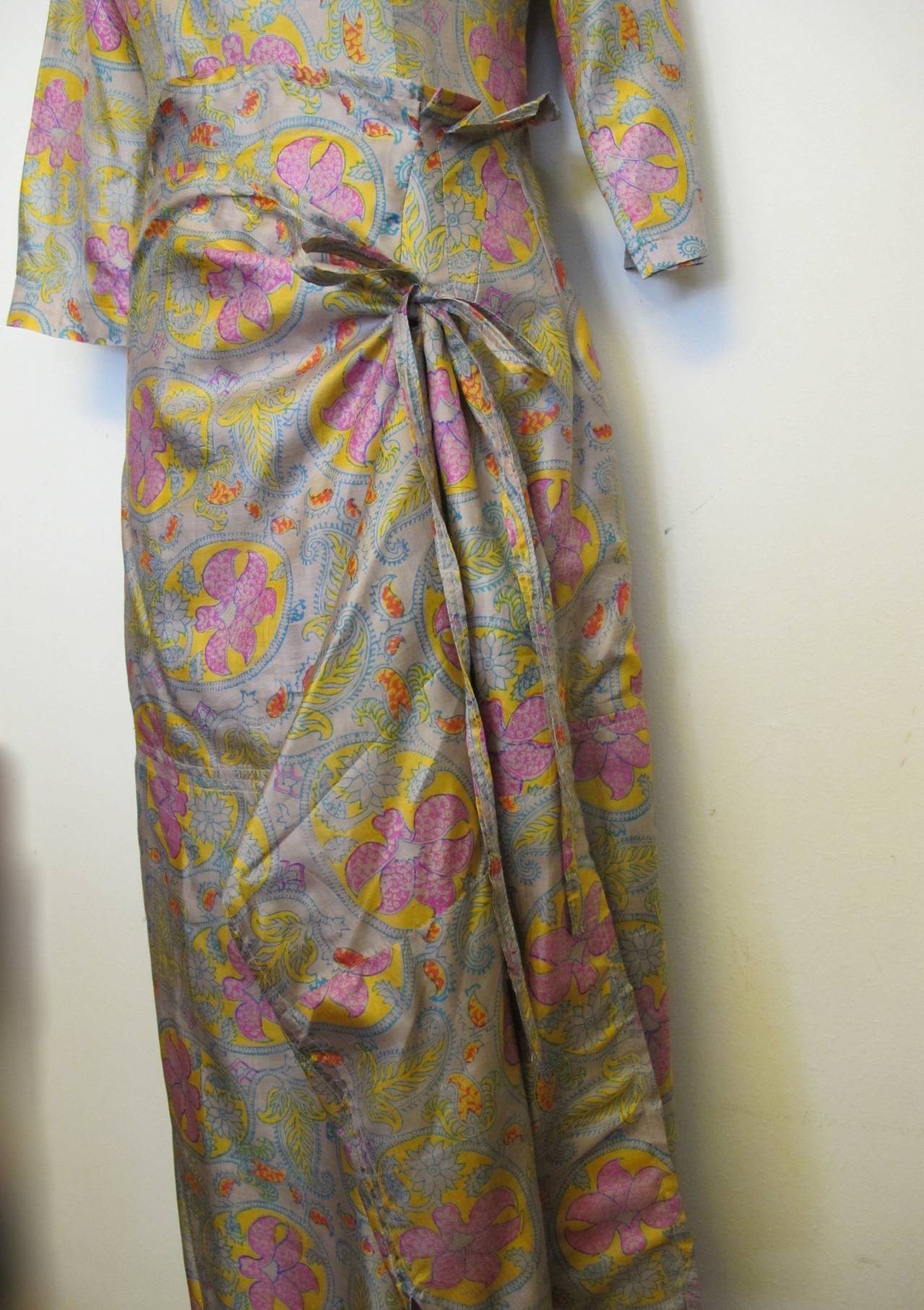 Women's Qipao Silk Lotus Design Dress and Matching Wrap Around Skirt For Sale