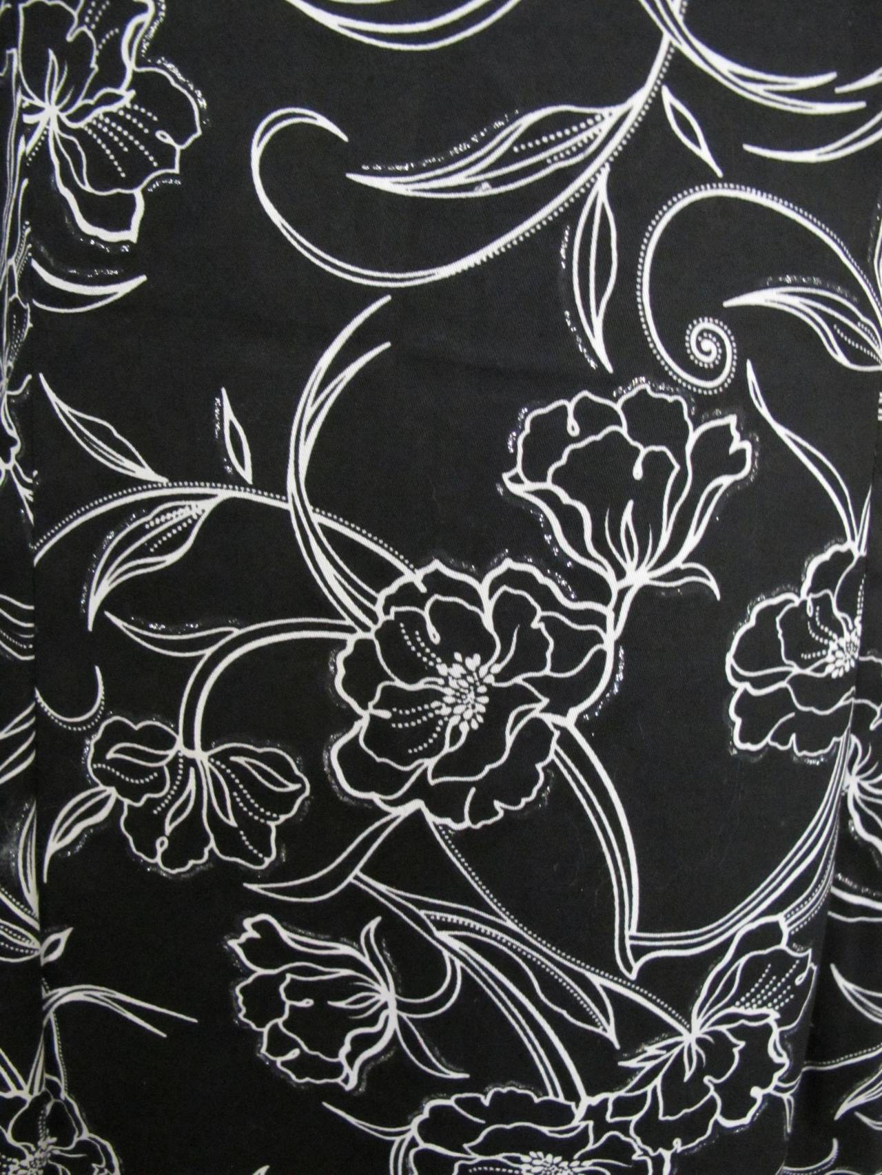 Qipao Black Silk Cotton Dress with White Flower Design and Silver Decents For Sale 4