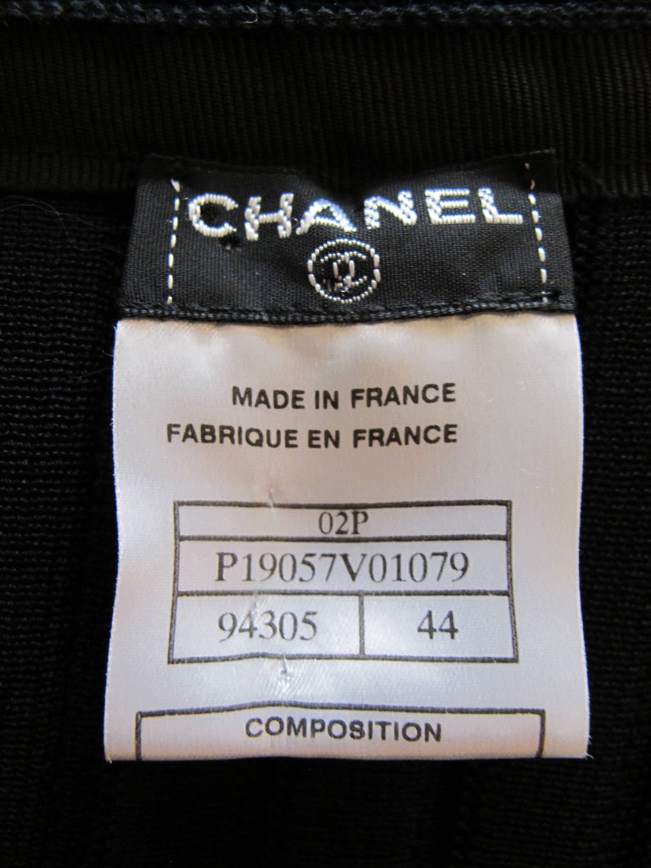 Chanel Black Knit Skirt with Chanel Logo For Sale 3