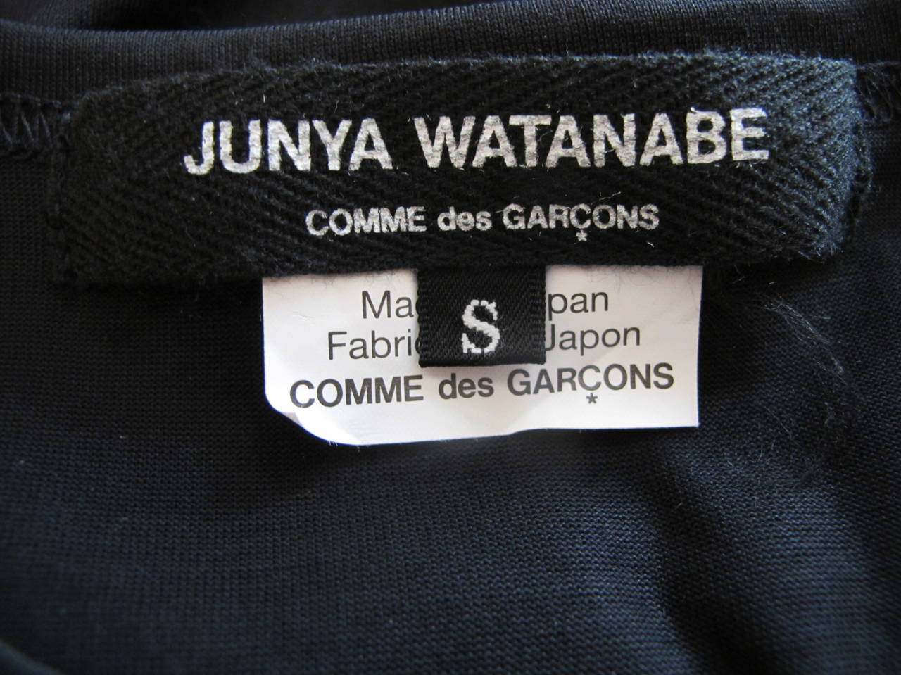Junya Watanabe for Comme des Garcons T-Shirt - Blouse with a Twist For Sale 1