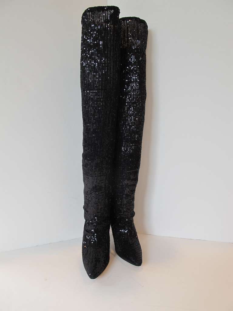 New Manolo Blahnik Pacalare Black Sequin Boots In New Condition For Sale In San Francisco, CA