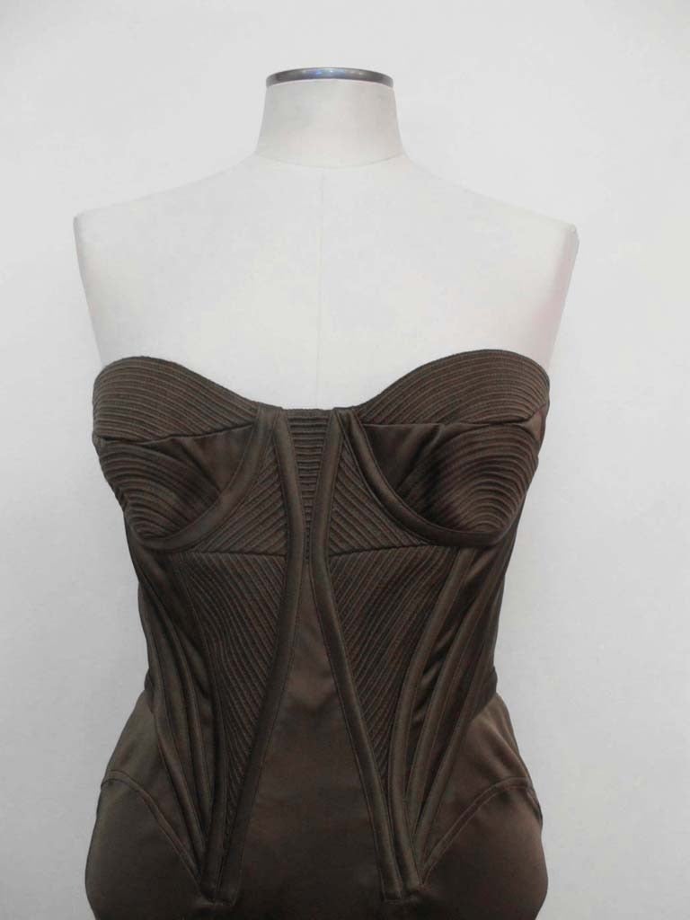 Gianni Versace Spring - Summer 2007 Runway Brown Corseted - Bodycon Evening Gown In New Condition For Sale In San Francisco, CA