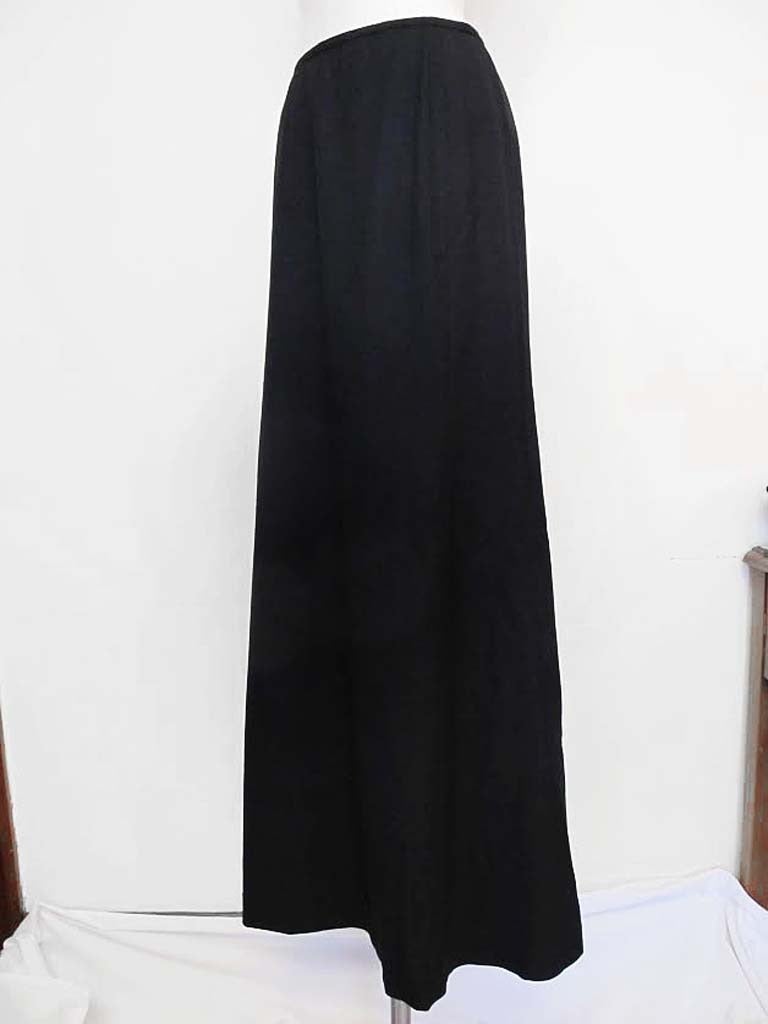 Elegant Yohji Yamamoto Wool Skirt with original tags donated by San Francisco's prestigious store: Wilkes Bashford.
