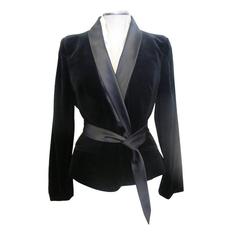 Alexander McQueen Black Velvet Tuxedo Jacket with White Satin Double Collar For Sale