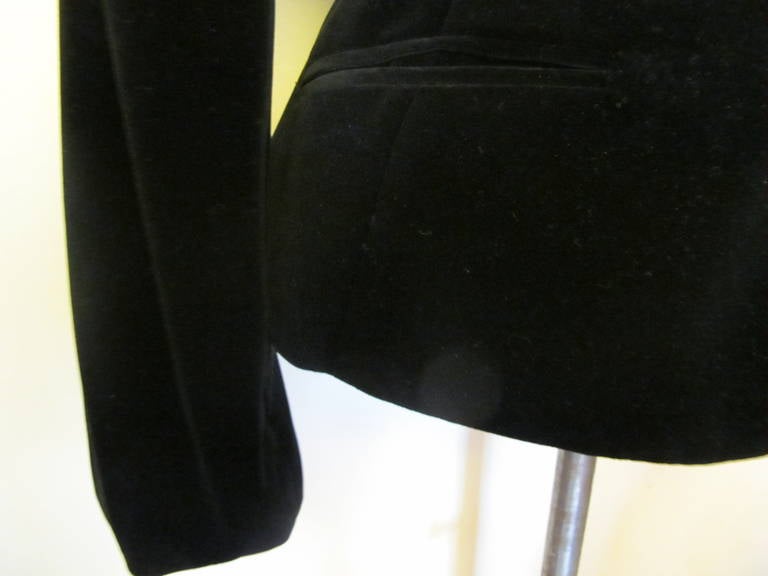 Alexander McQueen Black Velvet Tuxedo Jacket with White Satin Double Collar In Excellent Condition For Sale In San Francisco, CA
