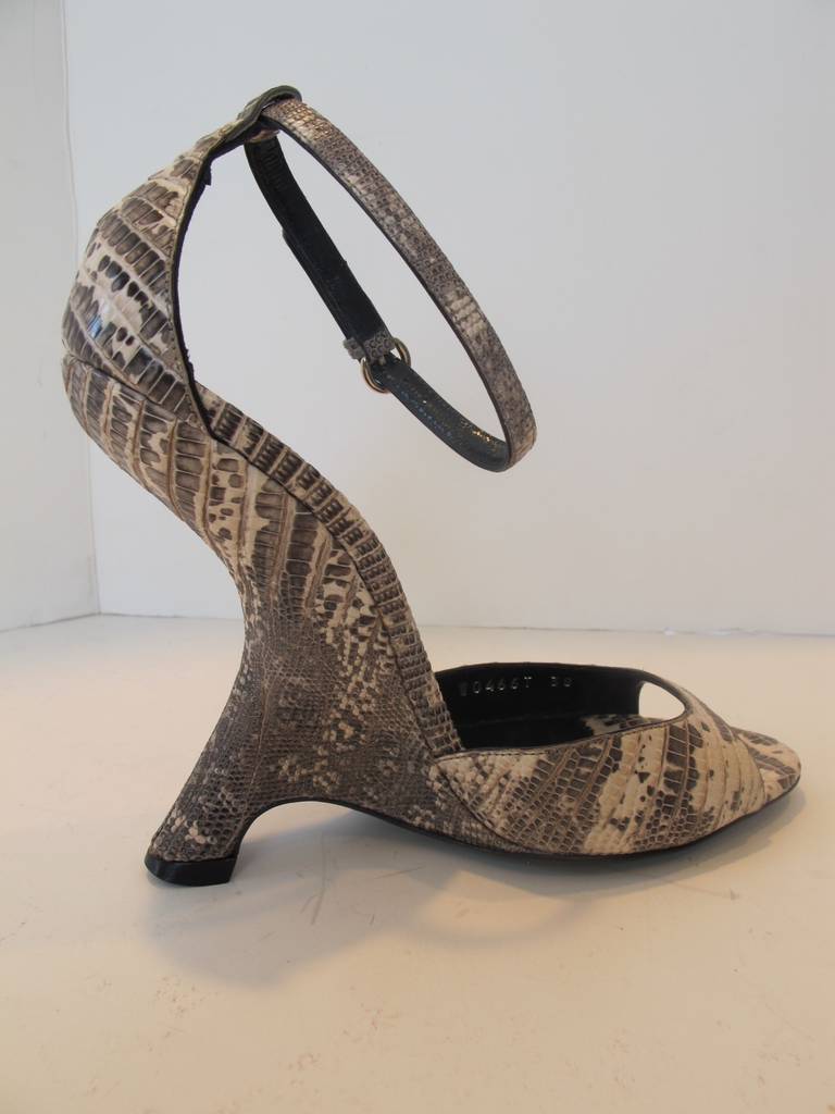 Tom Ford Ring Lizard Wedge Shoes In New Condition For Sale In San Francisco, CA