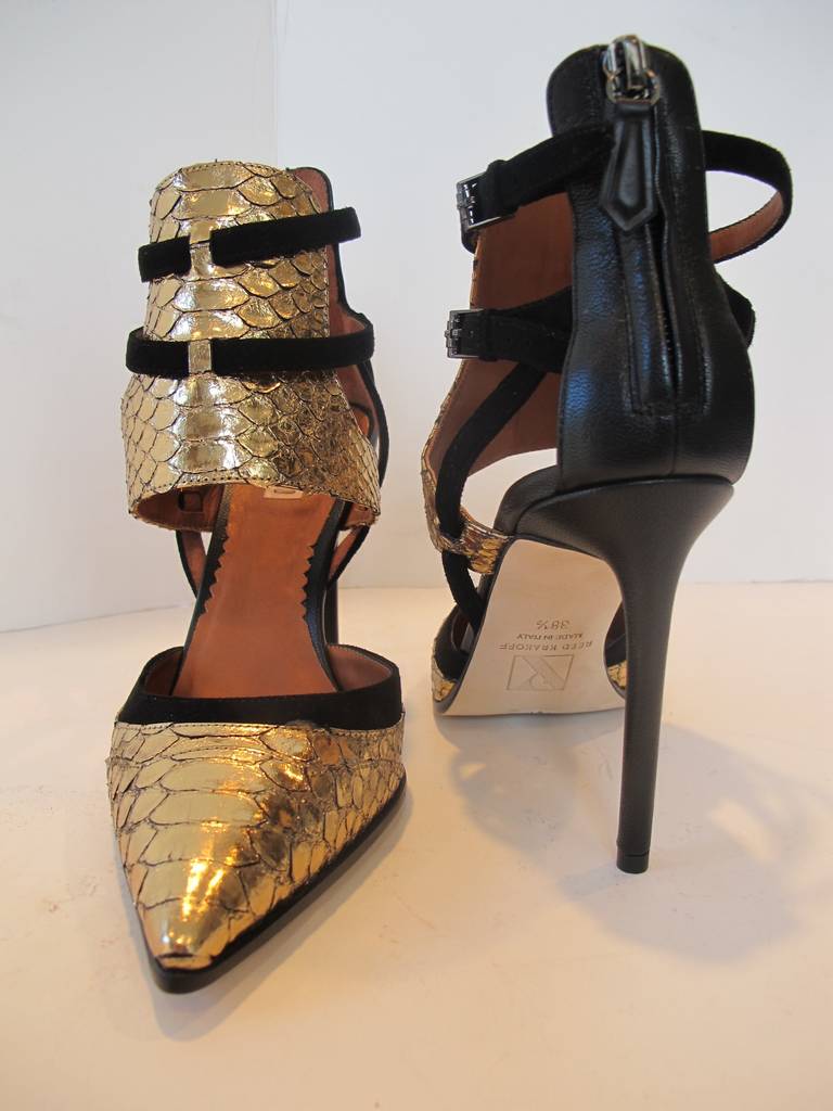 Reed Krakoff Gold Snakeskin and Black Harness Ankle Pumps In New Condition For Sale In San Francisco, CA