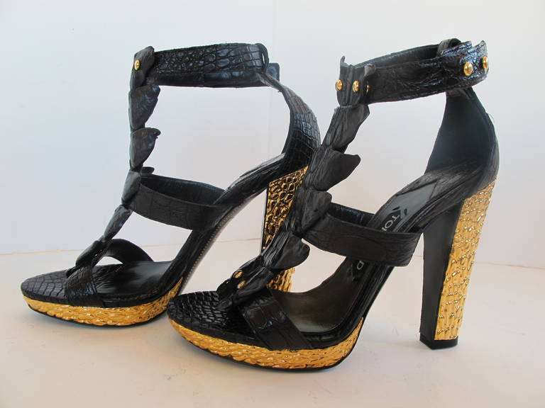 Tom Ford T-Bar Black Alligator Sandals In New Condition For Sale In San Francisco, CA