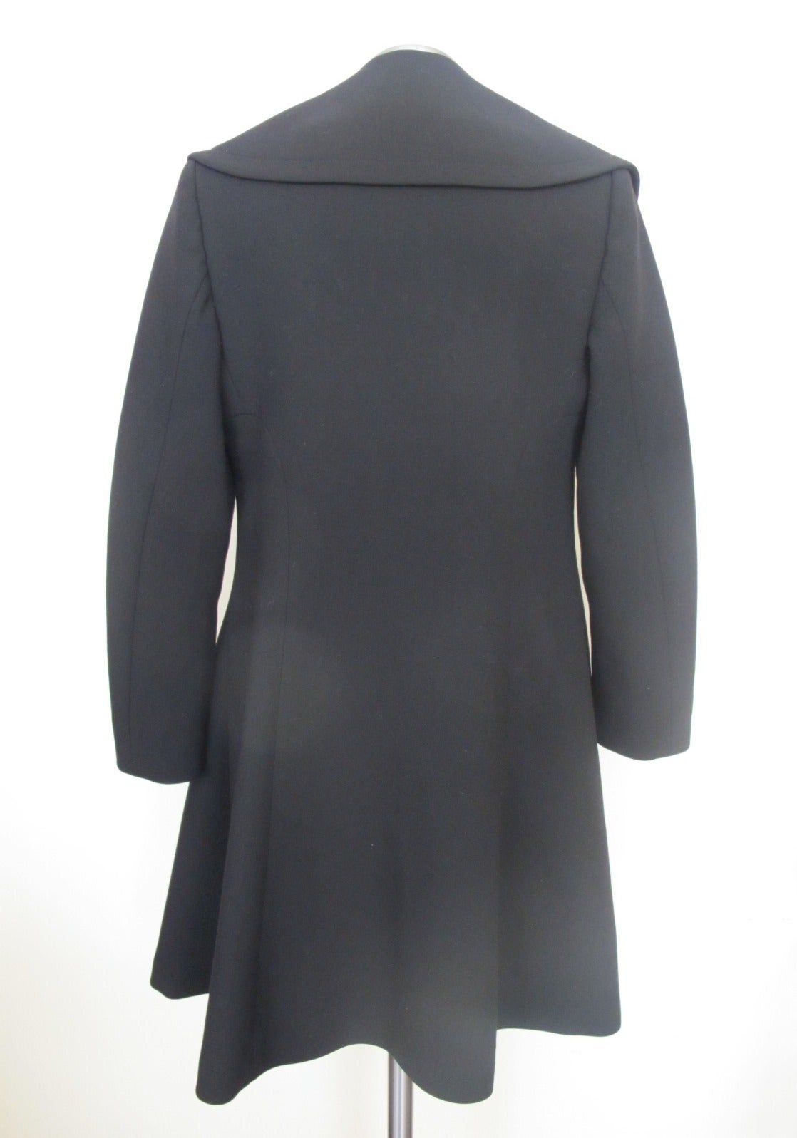 Women's Alaia Chic Wool Black Coat with Semi-Shawl Collar For Sale