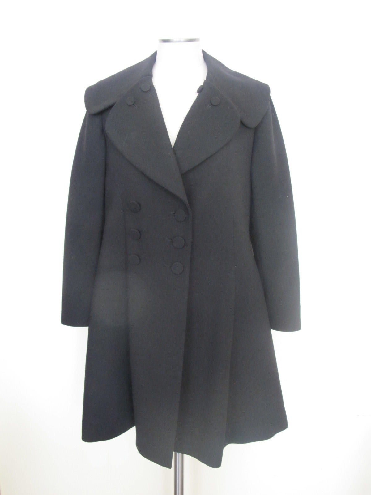 Alaia Chic Wool Black Coat with Semi-Shawl Collar For Sale 1