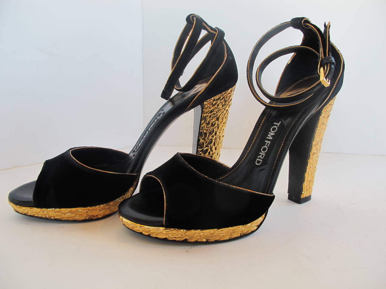 Tom Ford Black Velvet Ankle-wrap Crisscross Platform Sandals For Sale 2