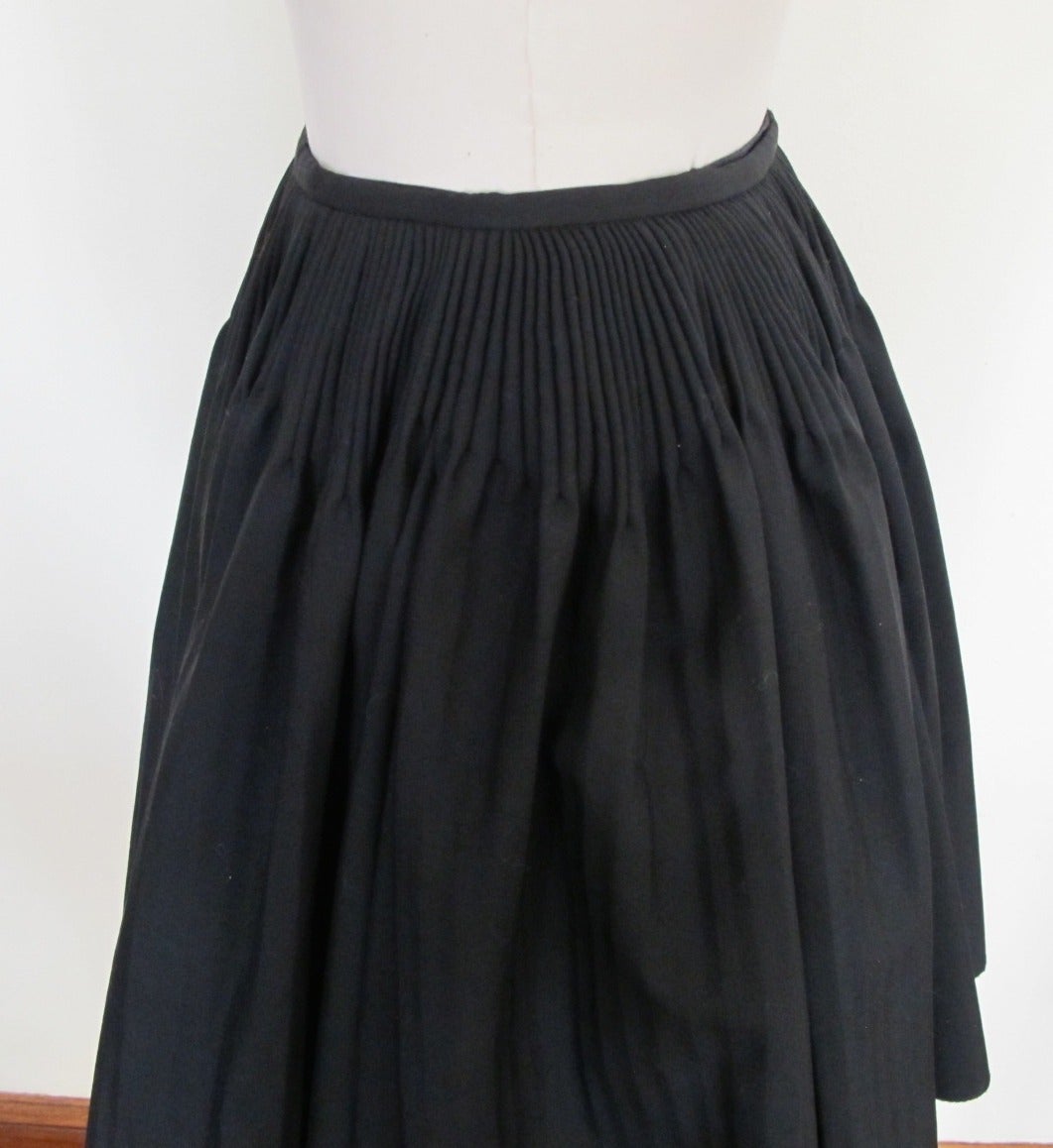 Alaia Fine Black Wool Plisse Skirt with Removable Lining For Sale 3