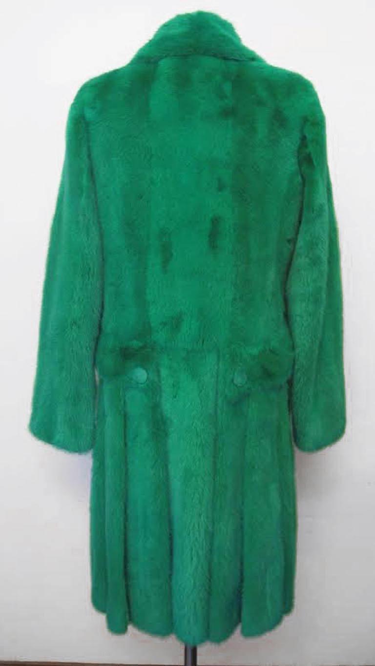 Blue Gianni Versace Fall/Winter Runway 2012 Electric Green Mink Coat For Sale