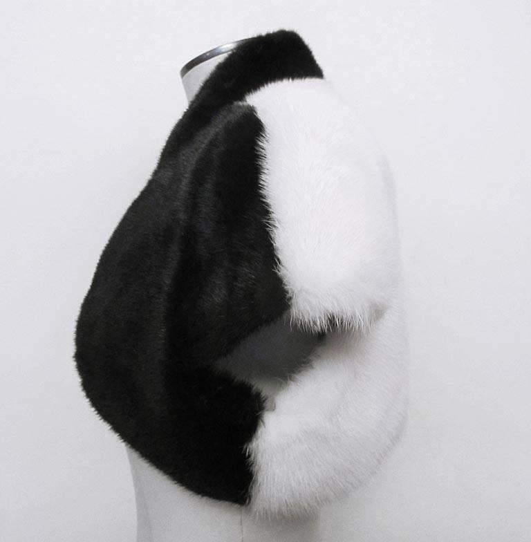 Women's Oscar de la Renta Black and White Mink Bolero