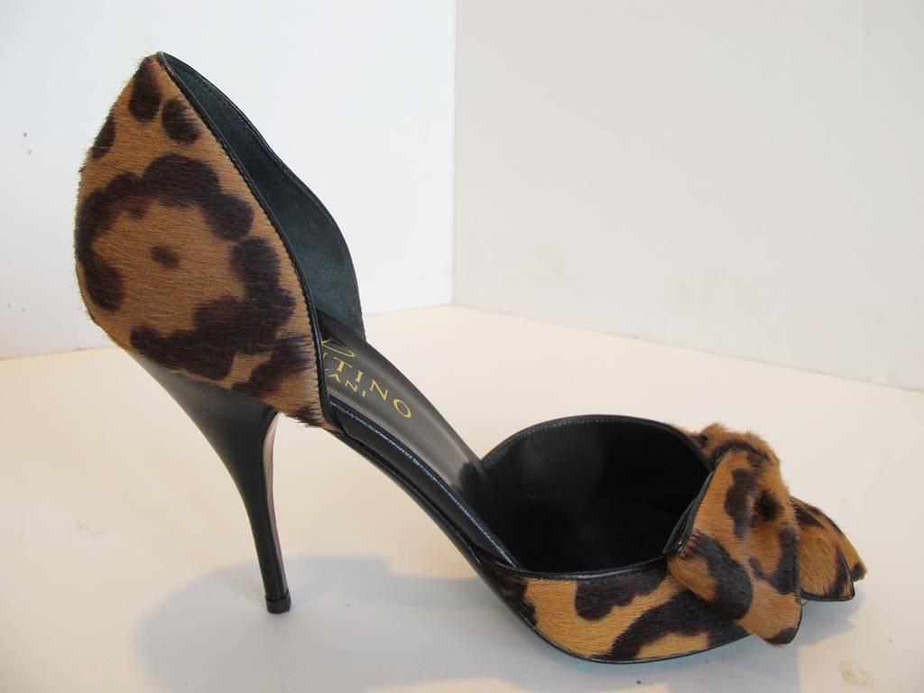 Women's Valentino Garavani Leopard Shoes w/ Exaggerated Bow -NEW For Sale