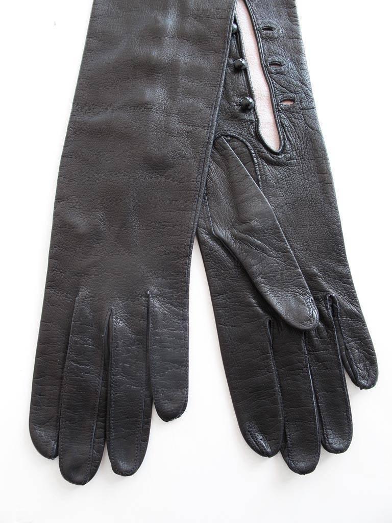 Women's New Akris of Paris 1960 Black Three Button Leather Evening Gloves For Sale