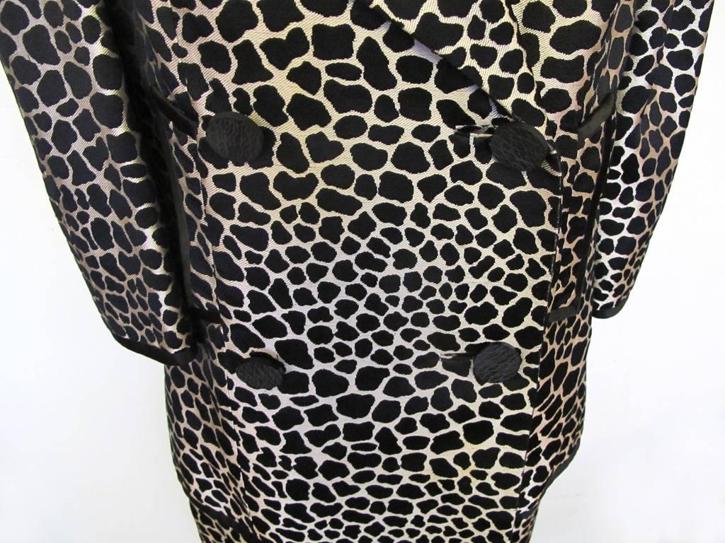 Galanos Black and White Giraffe Print Sleeveless Dress with Matching Jacket In Excellent Condition For Sale In San Francisco, CA
