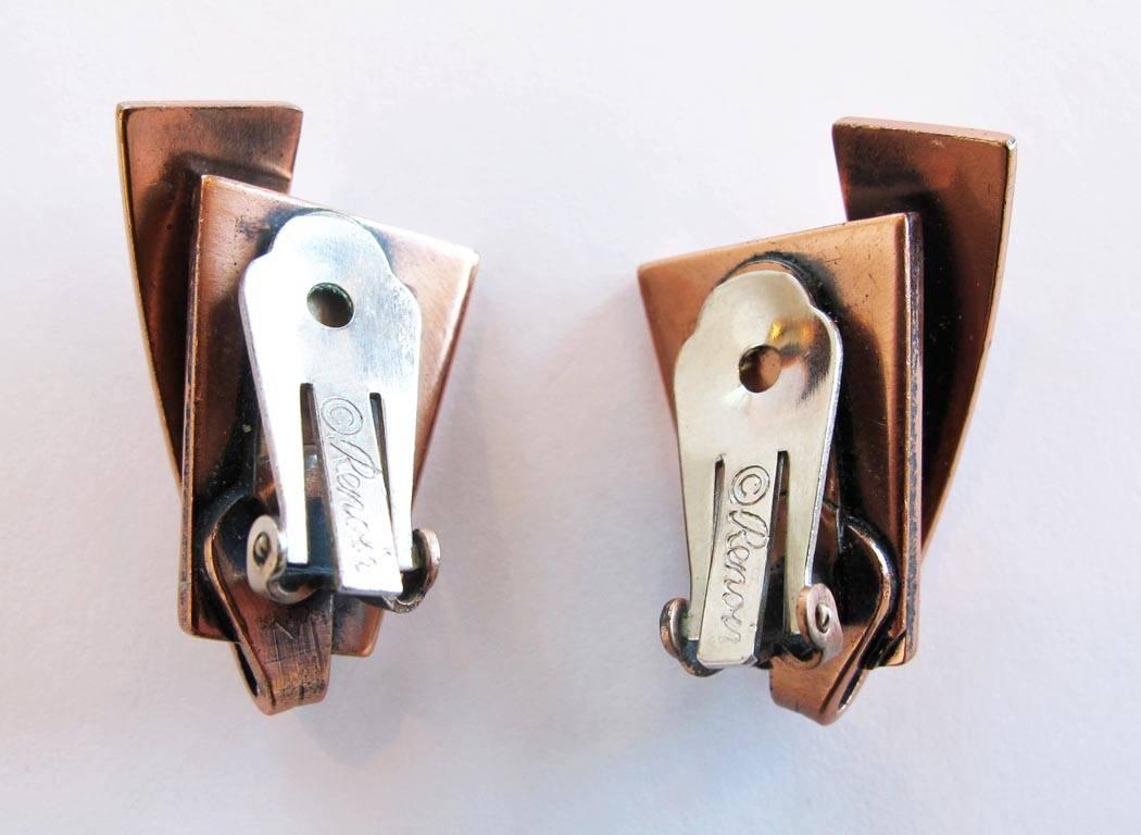 Vintage 1950's Renoir Wood-Grain and Copper Clip Earrings In Excellent Condition For Sale In San Francisco, CA