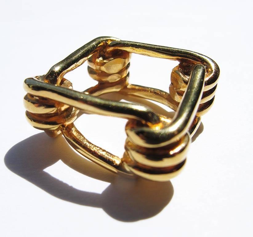 Reed Krakoff Vampire Chain ring in a gold-tone. Nice heavy weight and high shine finish. Signed. Size 8.

YOUR PURCHASE BENEFITS THOSE WHO ARE DEVELOPMENTALLY DISABLED.