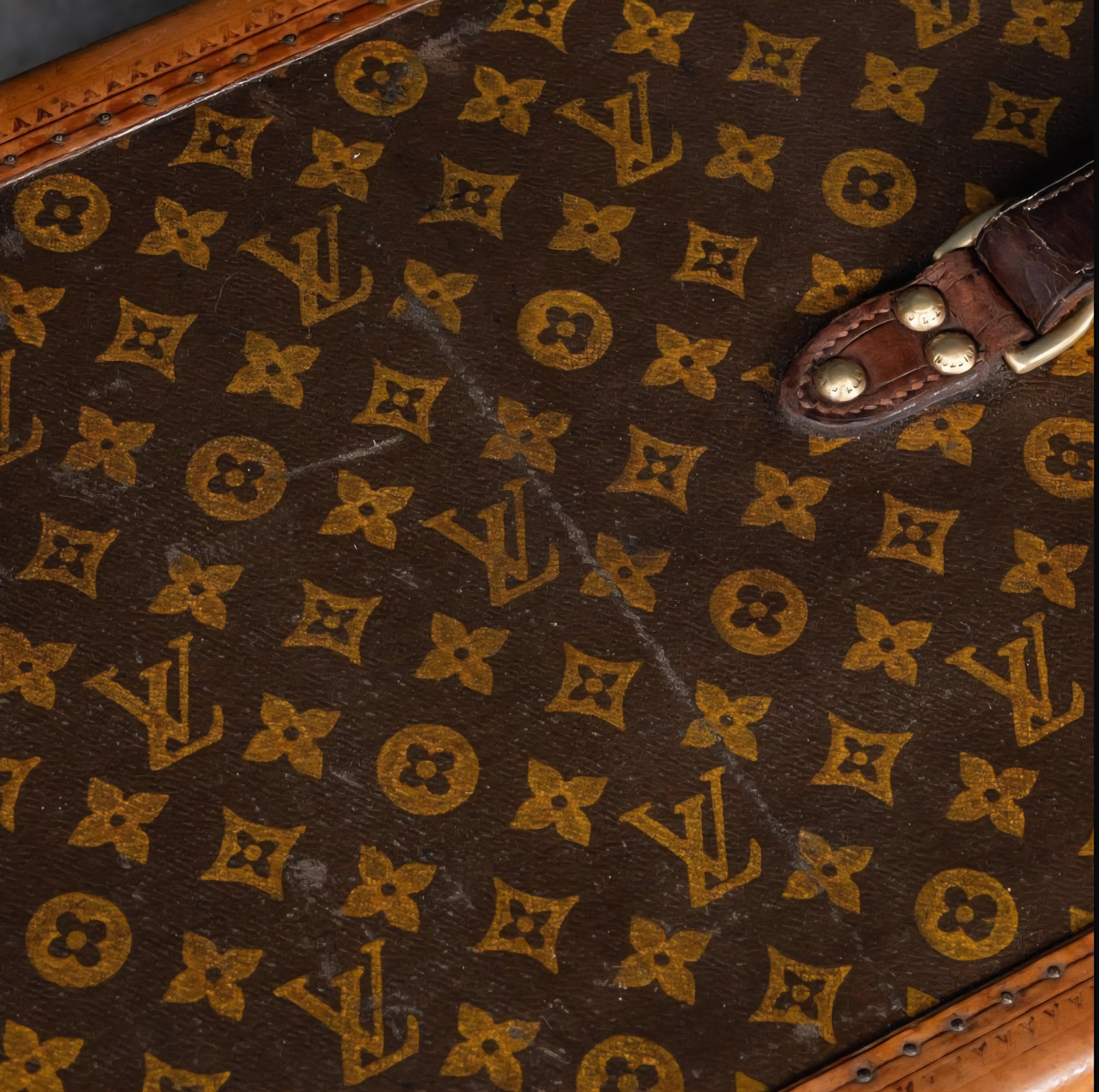 Brown Antique Louis Vuitton Britannica Encyclopedia Trunk For Sale
