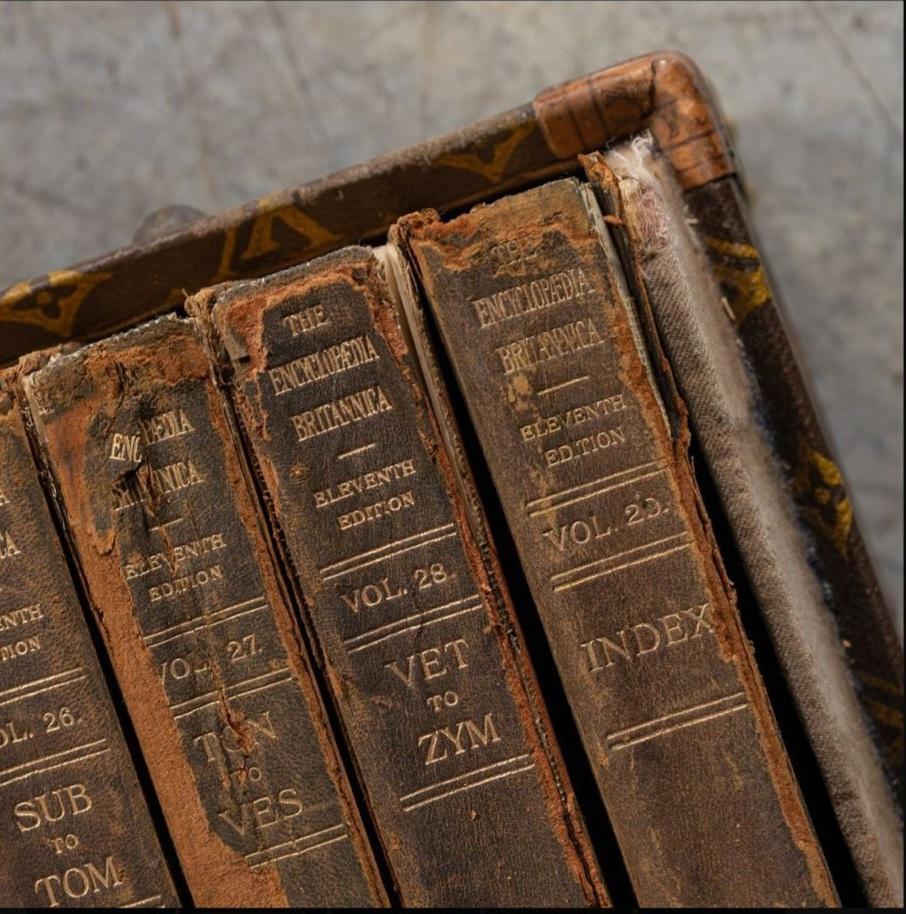 Antique Louis Vuitton Britannica Encyclopedia Trunk For Sale 11