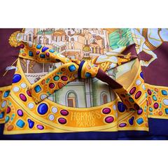 Hermes vintage scarf Vest 100% silk La Triomphe du Paladin 1999