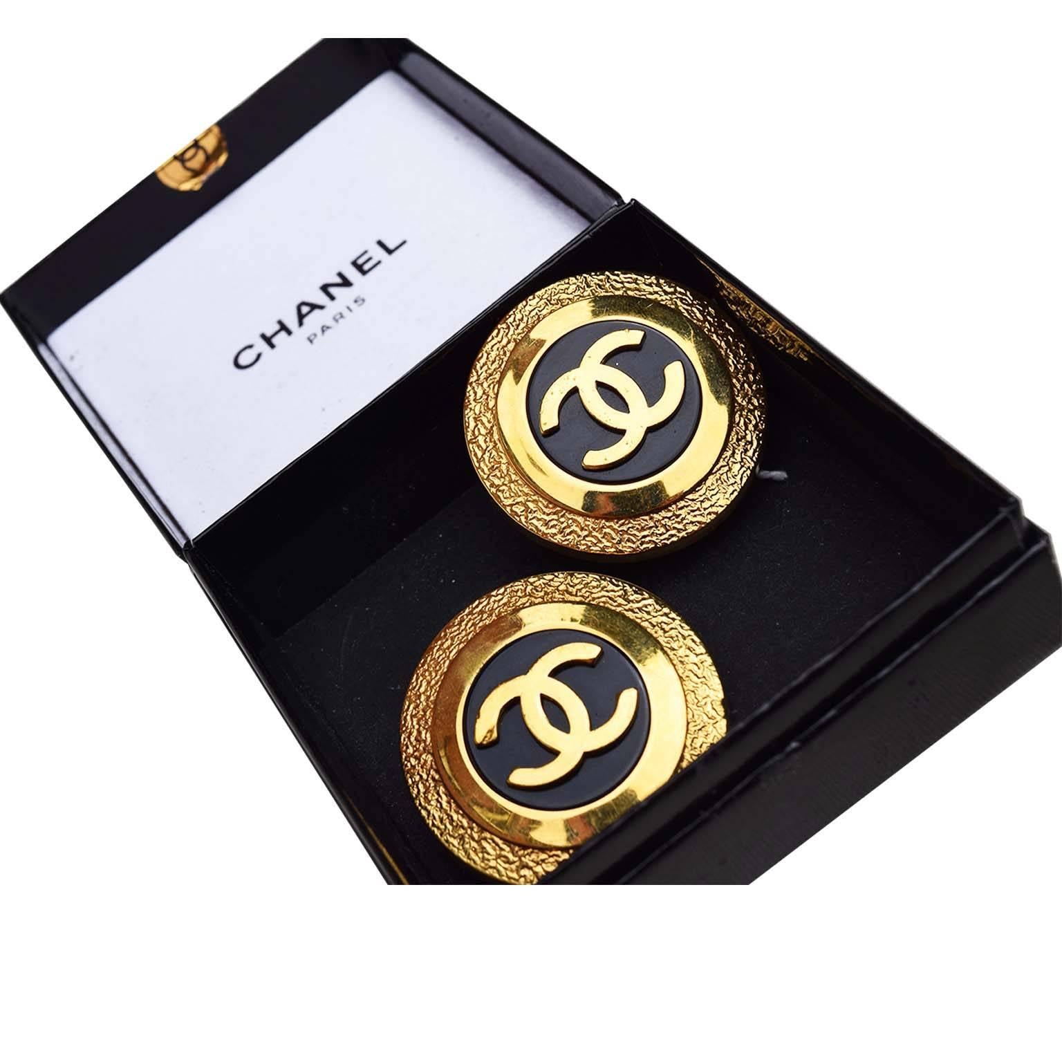 Chanel vintage clipon logo earrings 1992 1