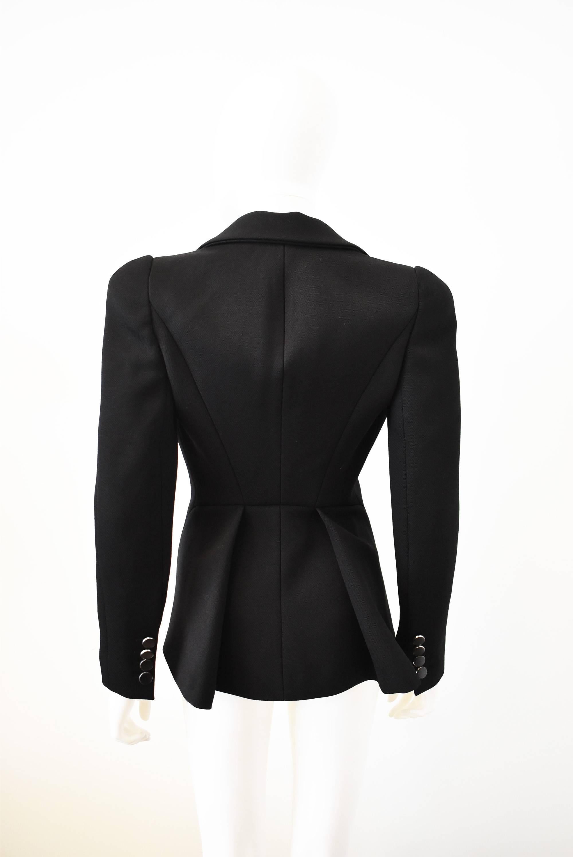 Women's Alexander McQueen Black Fitted Jacket with ‘Cufflink’ Metal Fastening For Sale