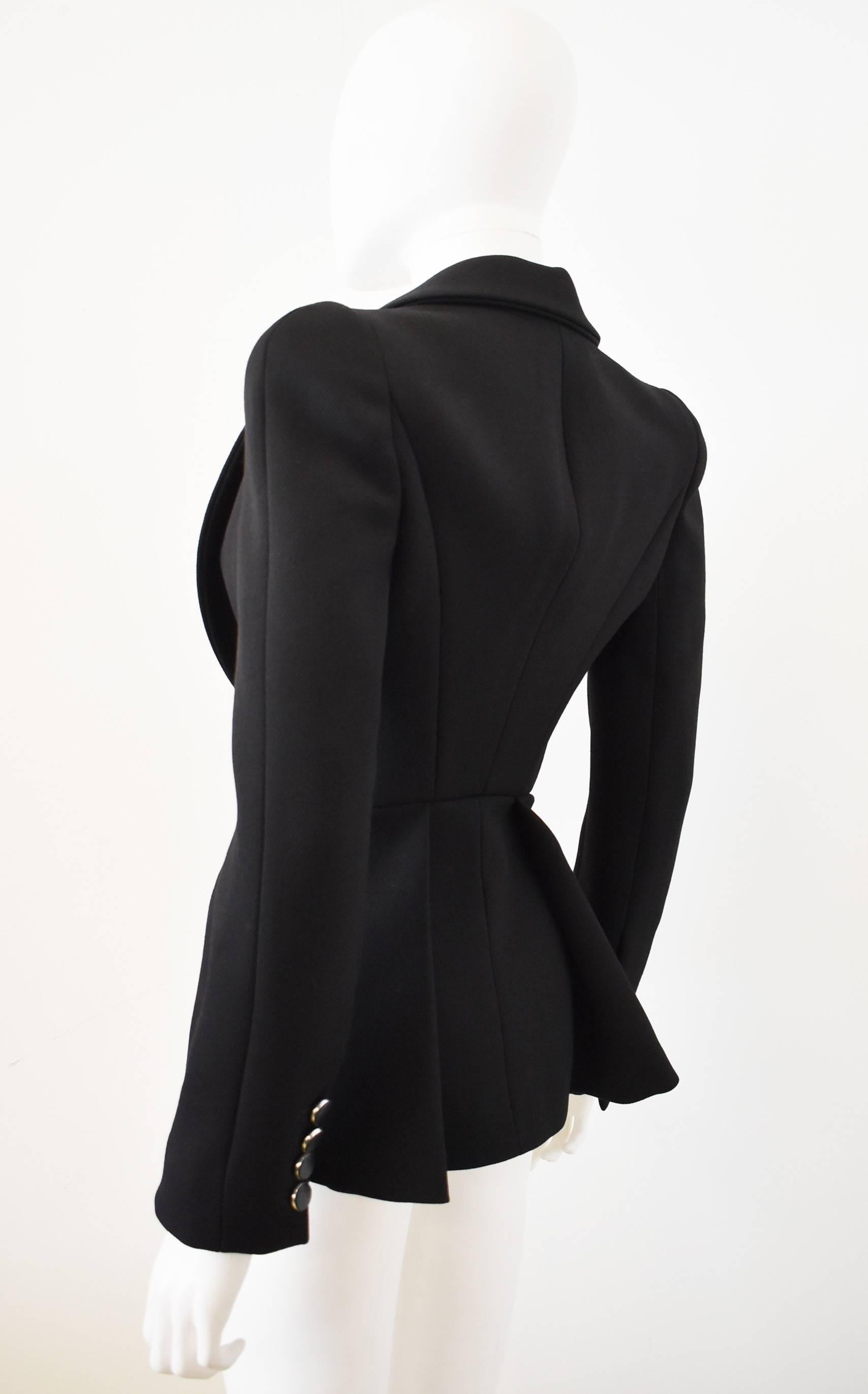 Alexander McQueen Black Fitted Jacket with ‘Cufflink’ Metal Fastening In Excellent Condition For Sale In London, GB