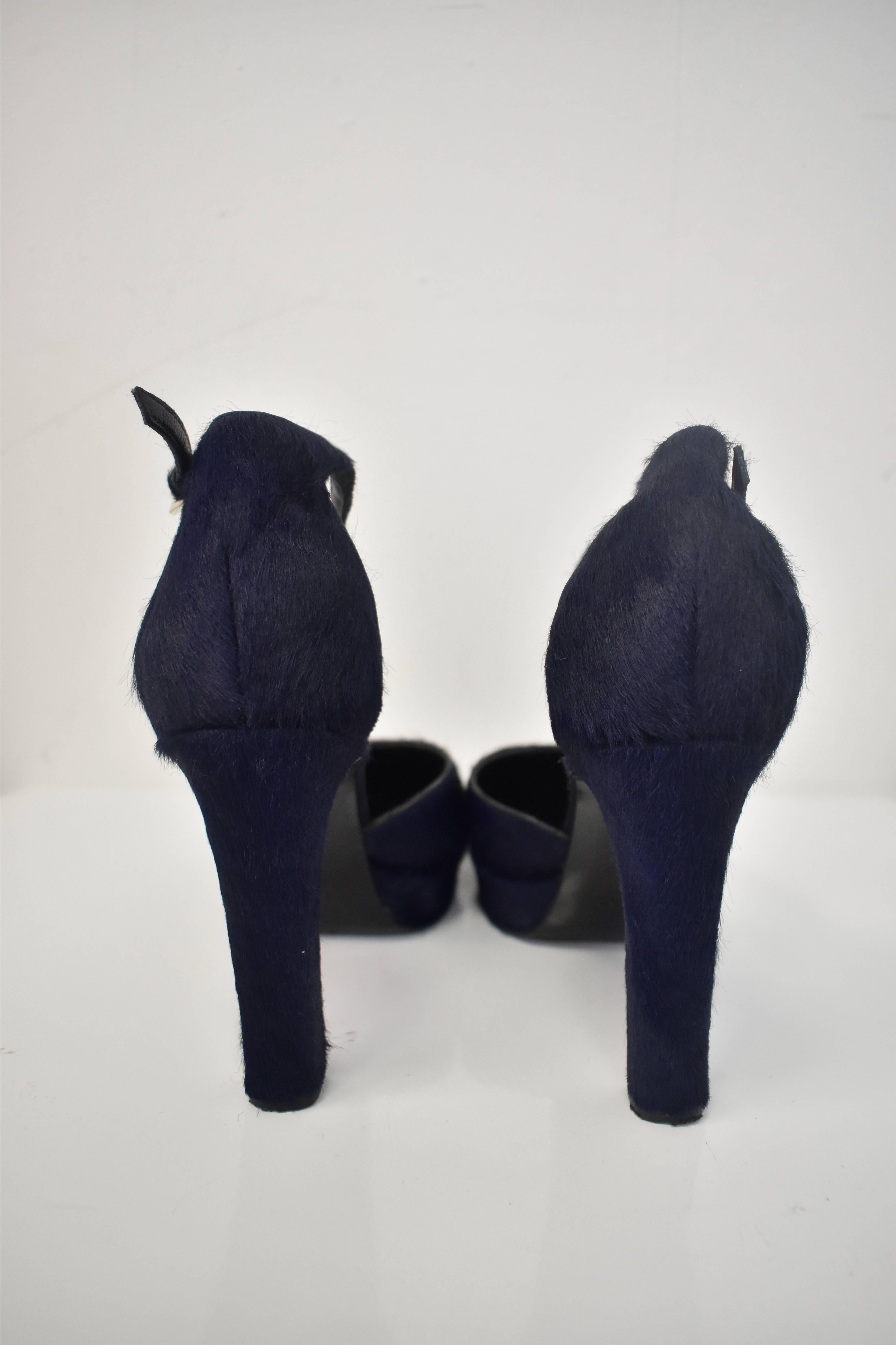 Black Gucci Tom Ford Blue Pony Skin Heel Court Shoes 90s