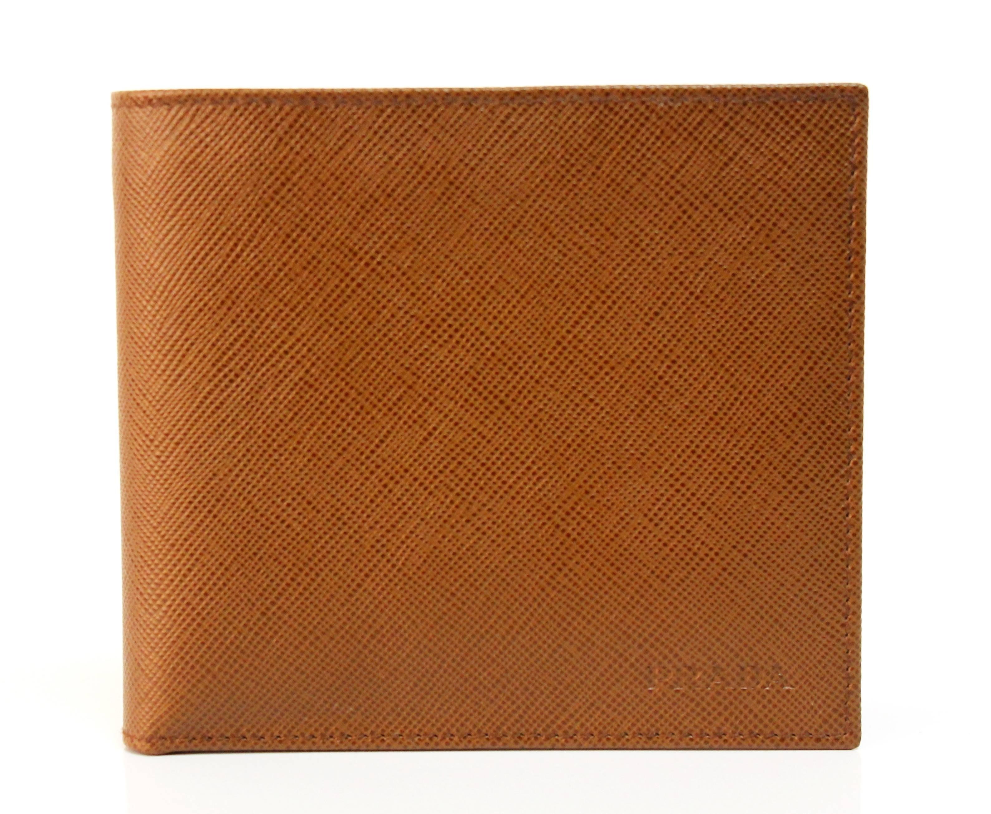 Classic Prada Brown Saffiano Leather Wallet In New Condition In London, GB