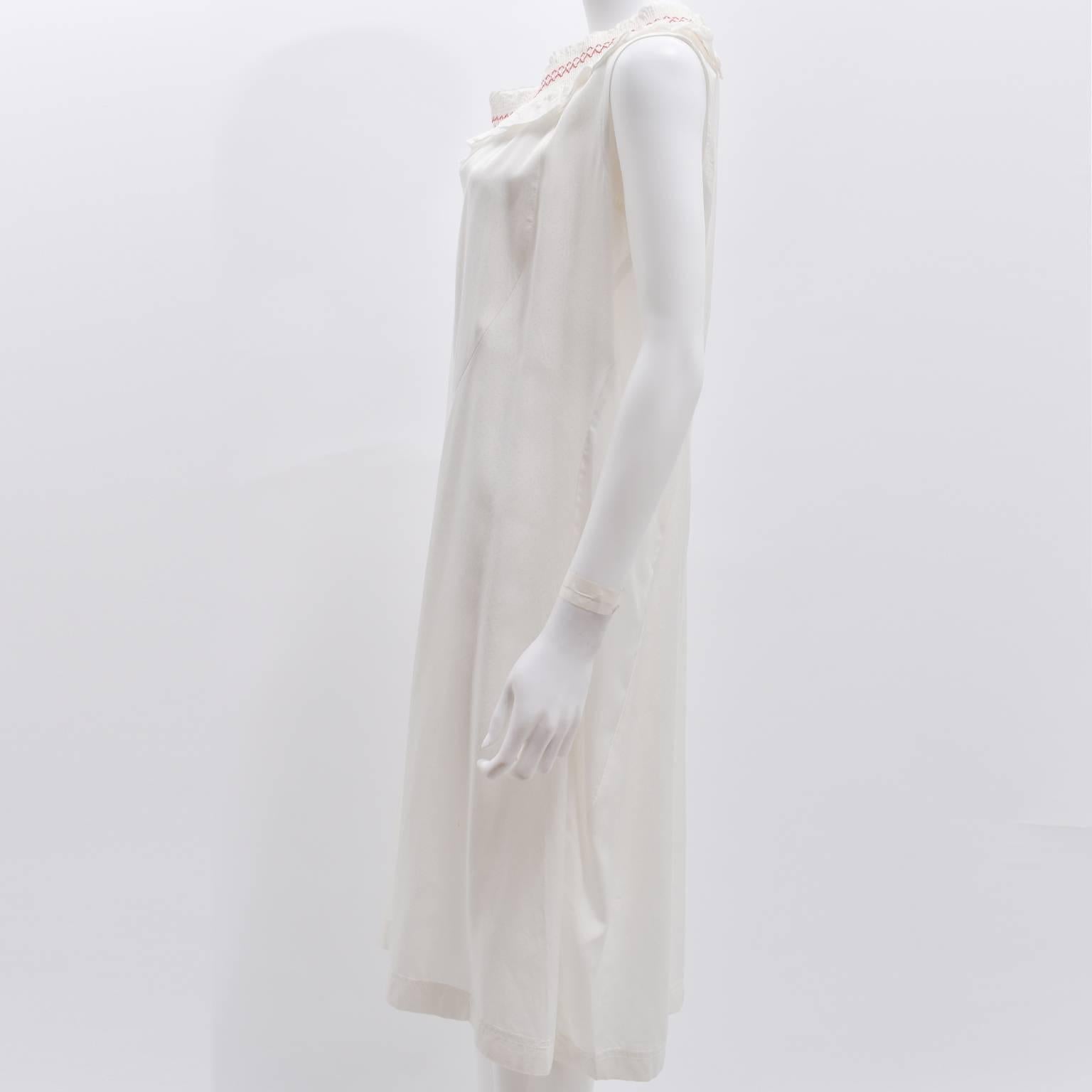 Comme des Garcons Tricot White Dress with Shirred Neckline 2002 In Good Condition For Sale In London, GB