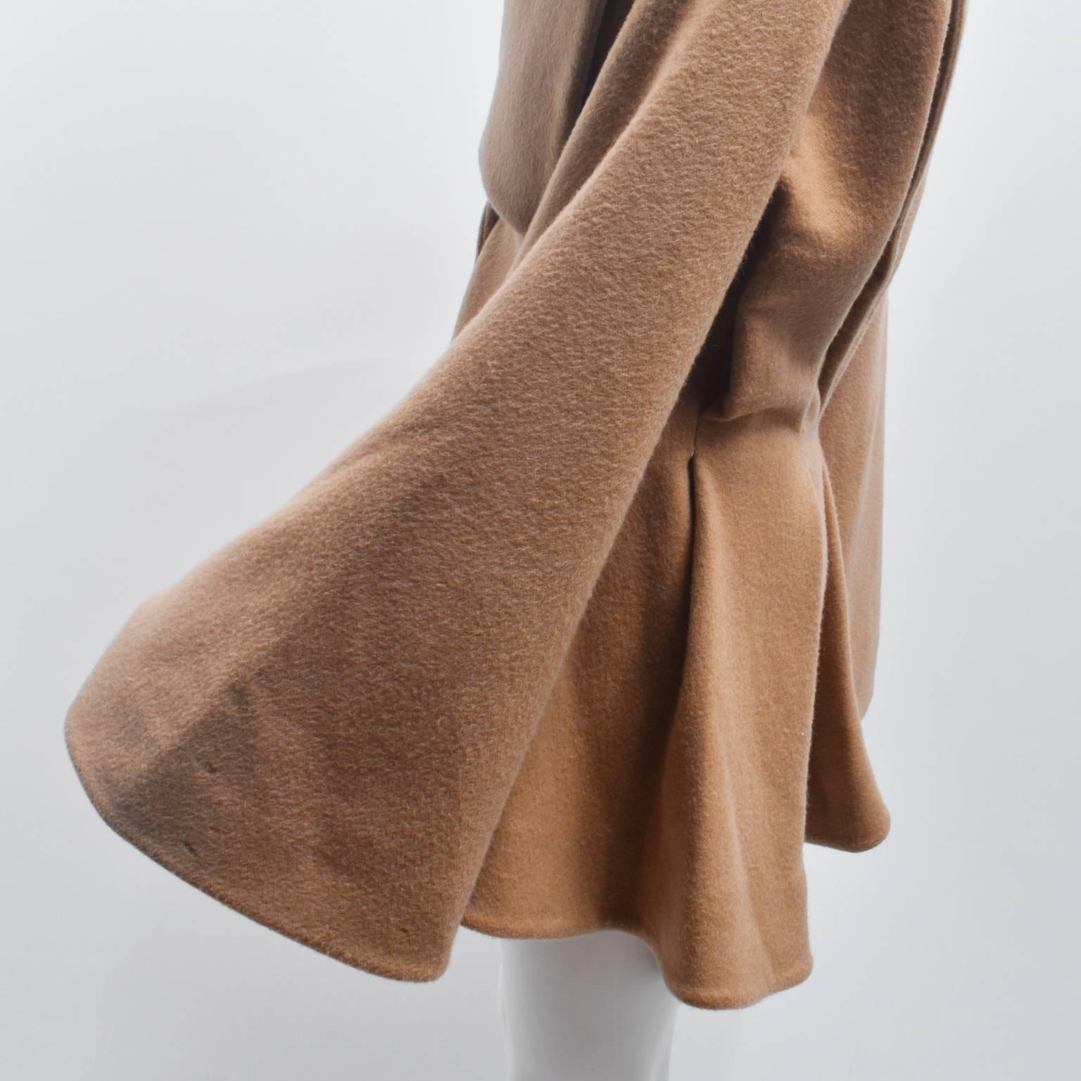 Alexander McQueen Camel Cashmere Coat with Connected Bell Sleeves In Good Condition In London, GB