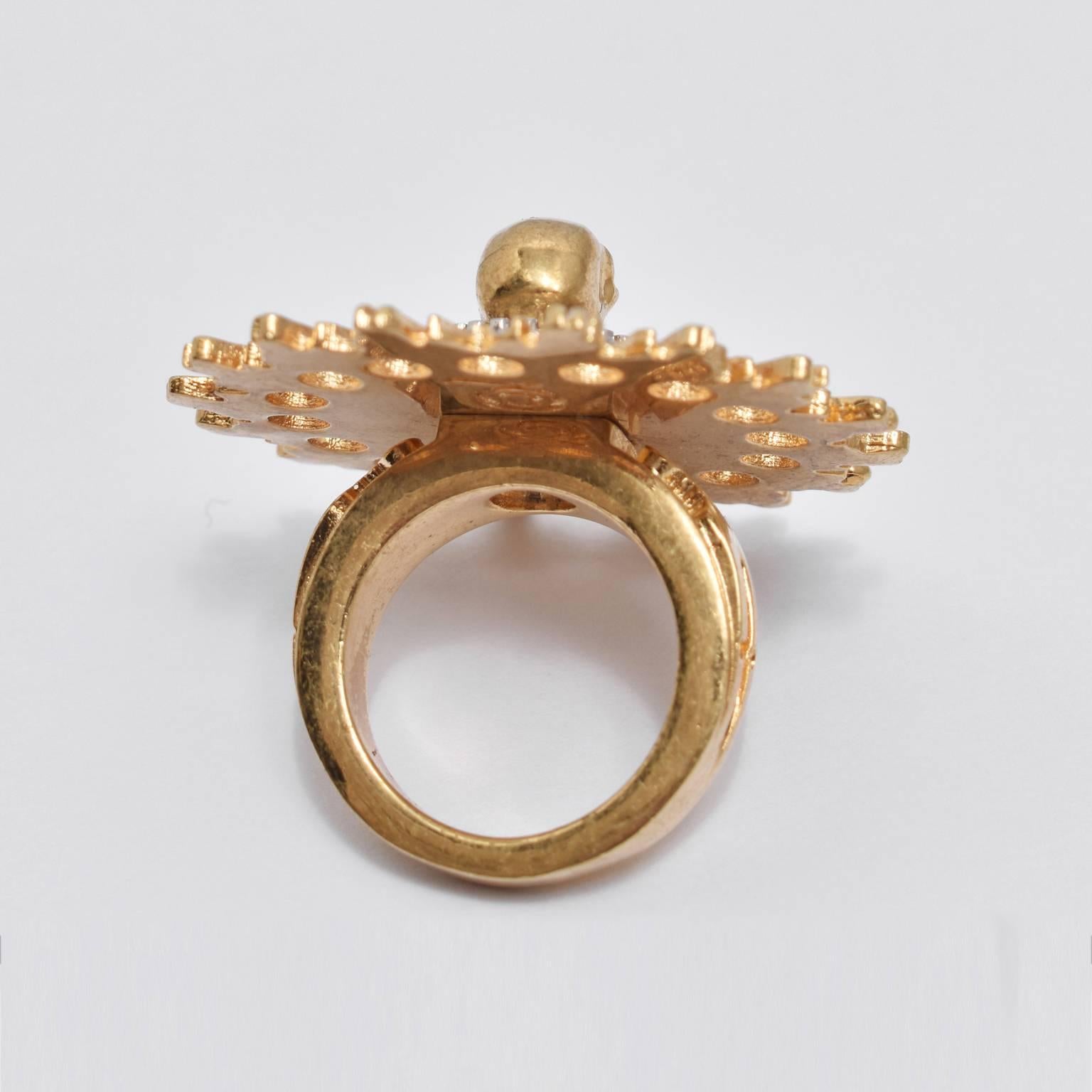 alexander mcqueen gold ring