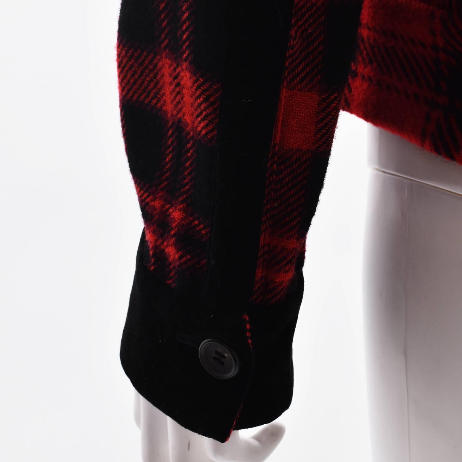 Yohji Yamamoto Red and Black Check Cropped Jacket For Sale 3