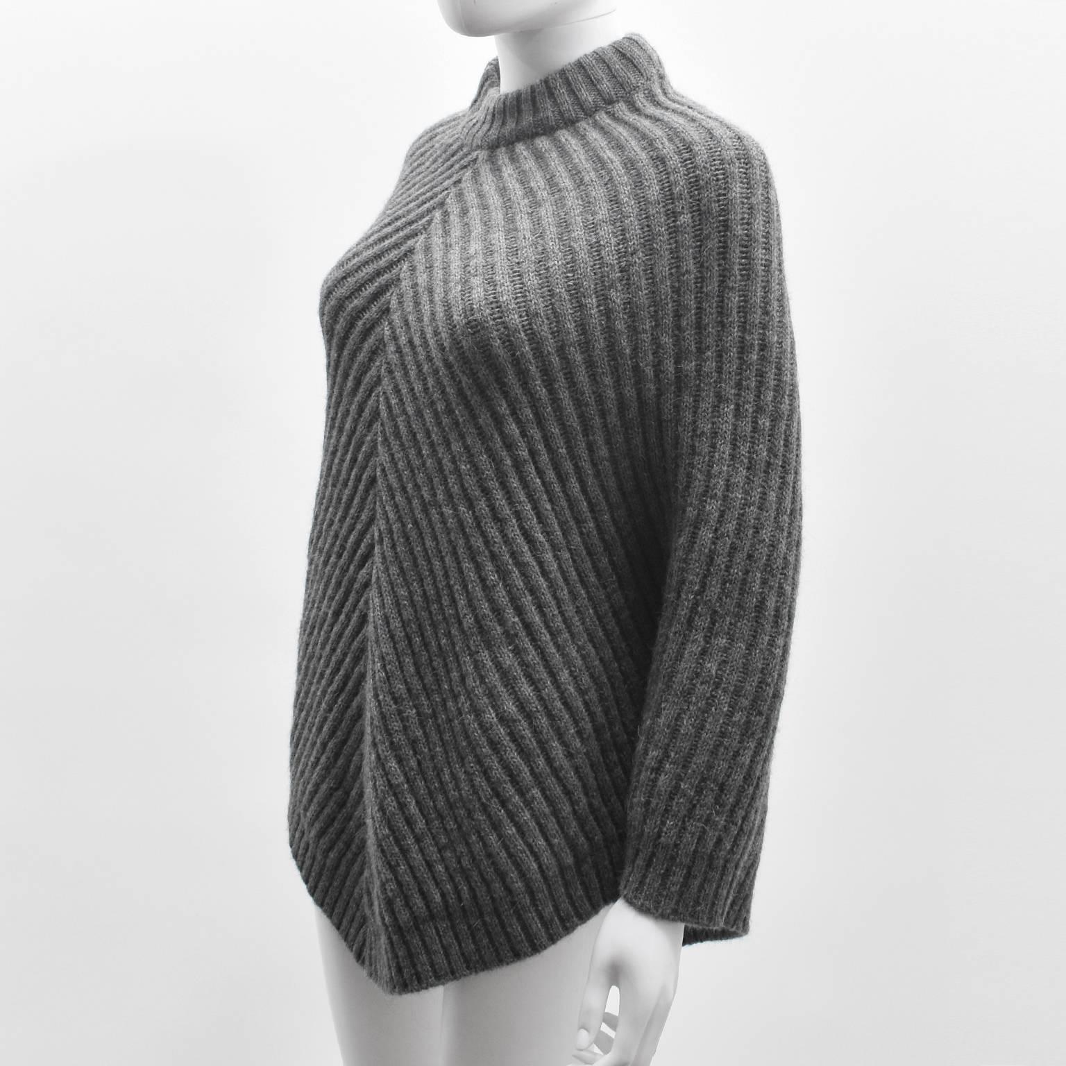 Women's MM6 Maison Margiela Grey Thick Alpaca Blend Chevron Knit Poncho