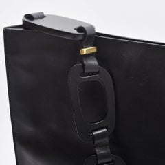 Gucci Black Leather Handbag with Geometric Chains Shoulder Strap