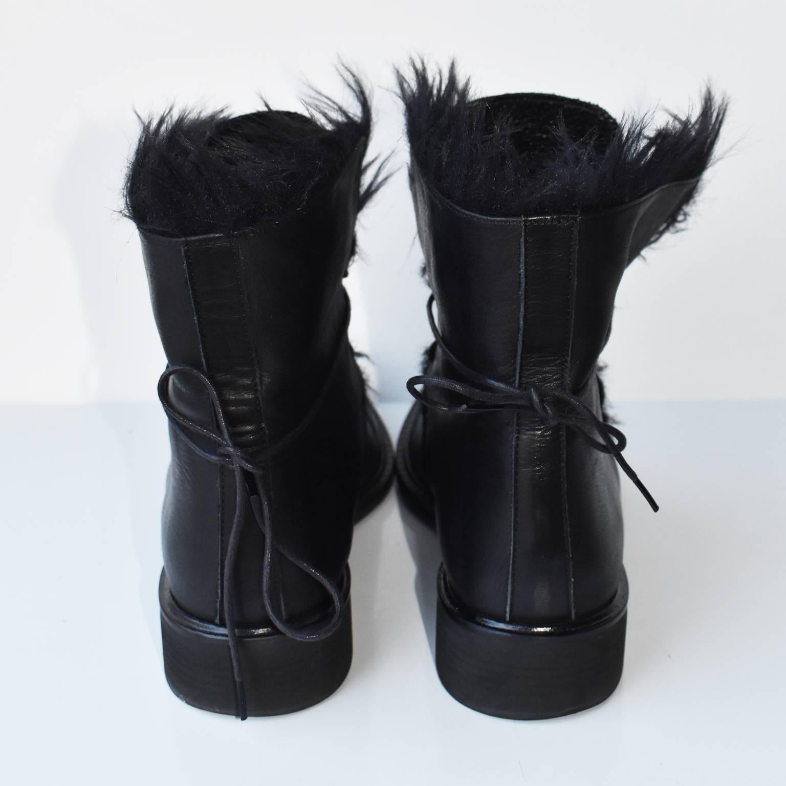 Y's Fur Lined Leather Boots In Excellent Condition For Sale In London, GB