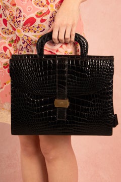 Vintage black leather bag / briefcase